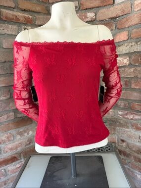 Dylan Ryan Off-Shoulder Red Lace Long Sleeve  Top L NWT